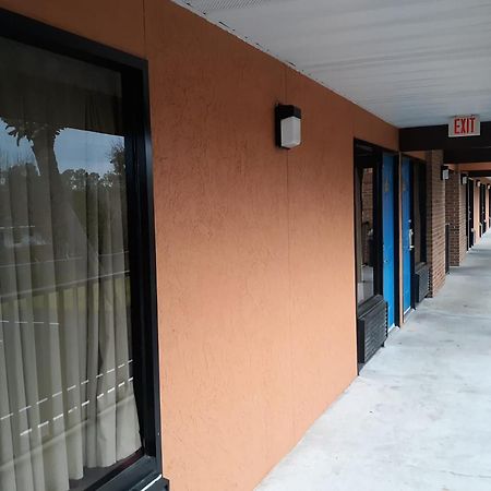 Super Value Inn Valdosta Kültér fotó