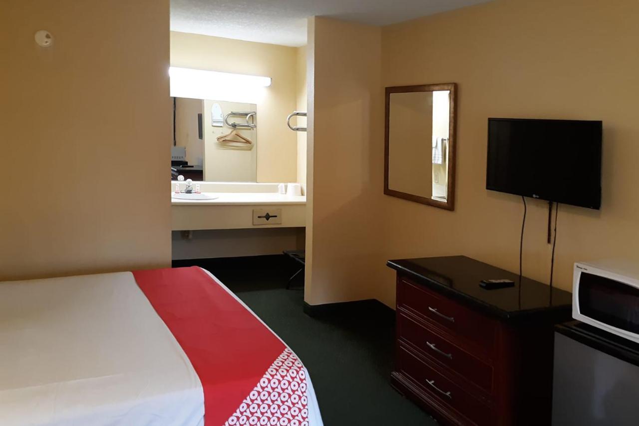Super Value Inn Valdosta Kültér fotó